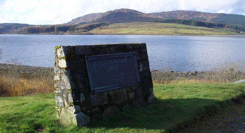 Clatteringshaws Dam Plaque image